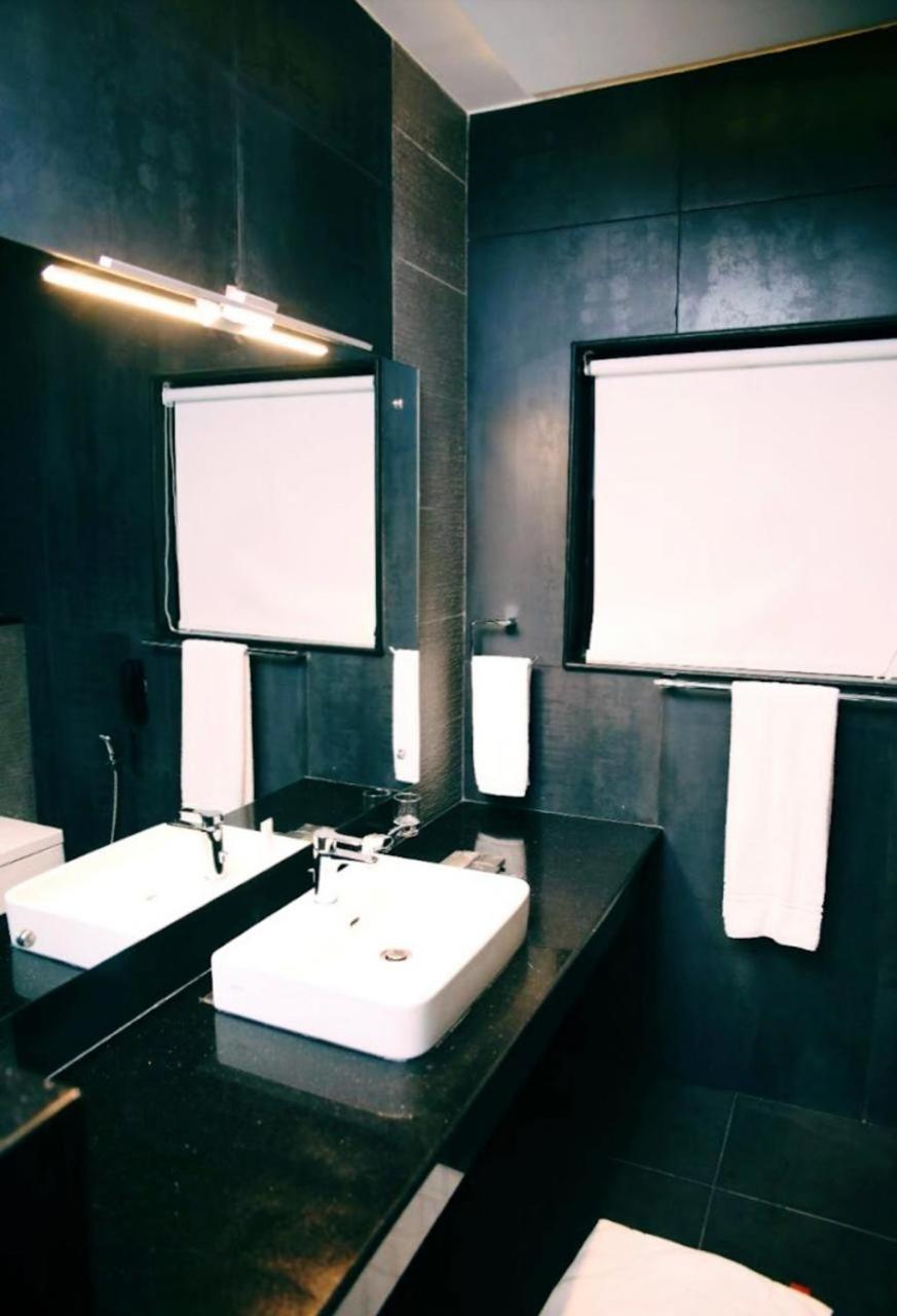 Grand Ittehad Boutique Hotel Lahore Extérieur photo