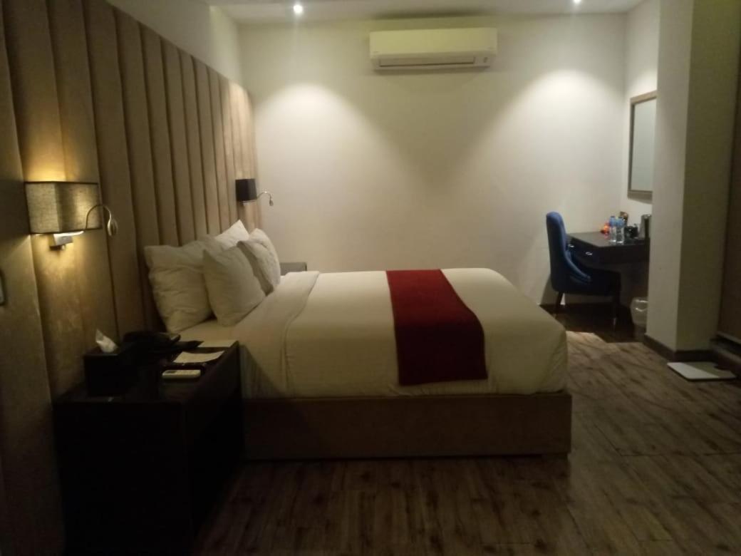 Grand Ittehad Boutique Hotel Lahore Extérieur photo